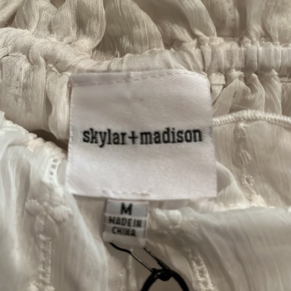 White sheer long sleeve - Picture 6 of 7